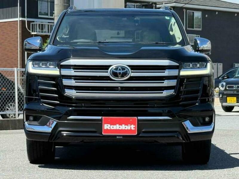 LAND CRUISER