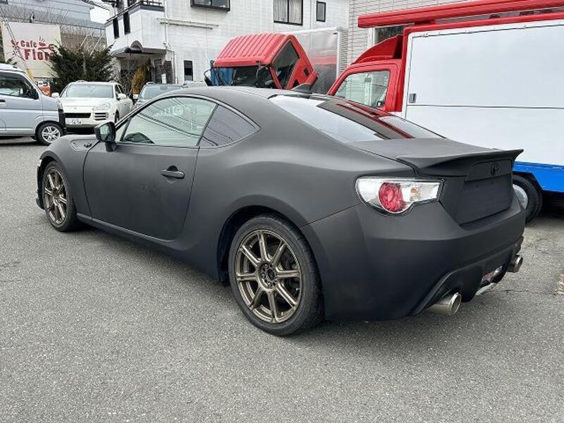 86