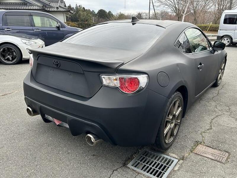 86