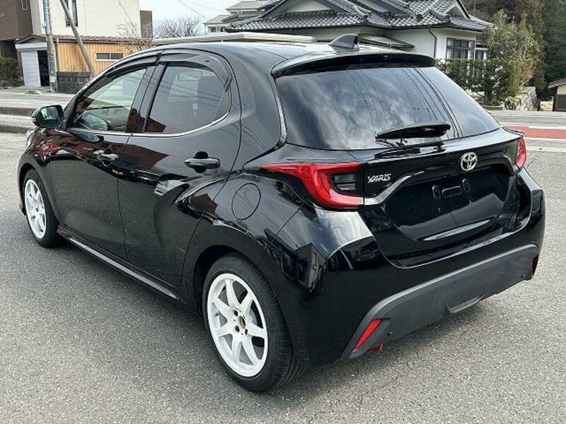 YARIS