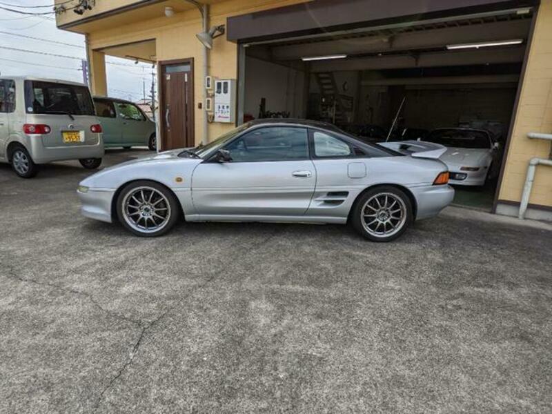 MR2