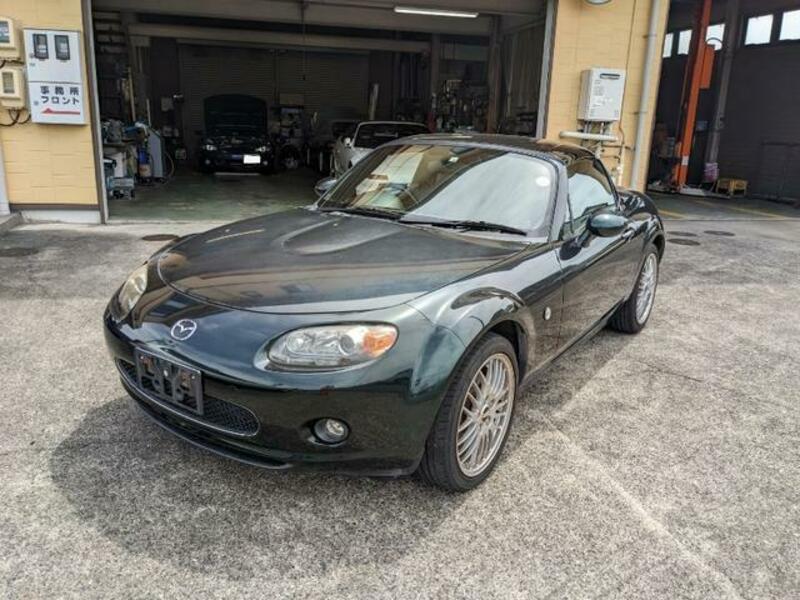 ROADSTER