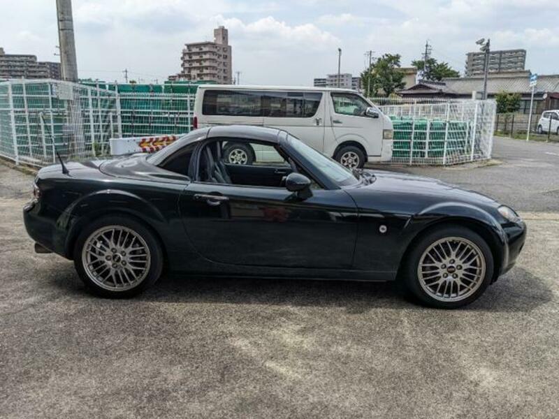 ROADSTER
