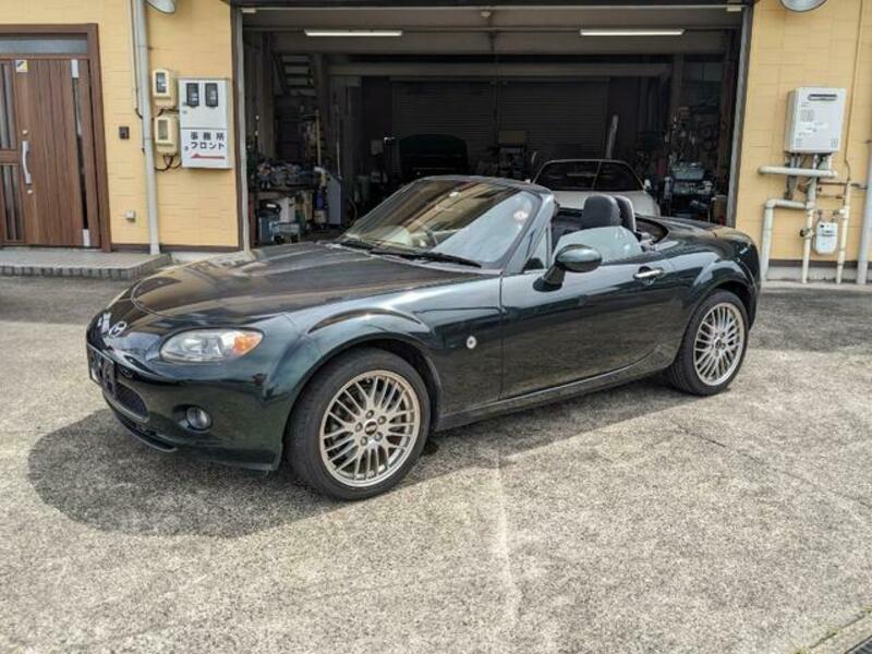ROADSTER