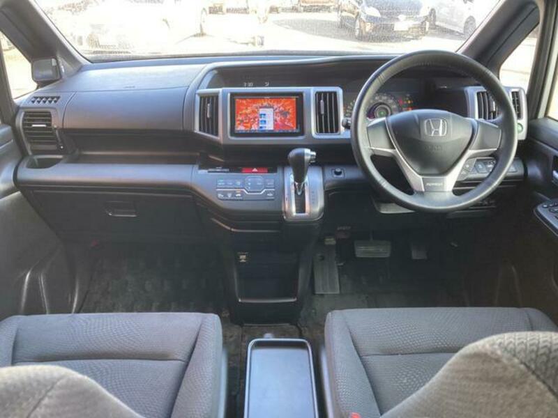 STEPWAGON SPADA