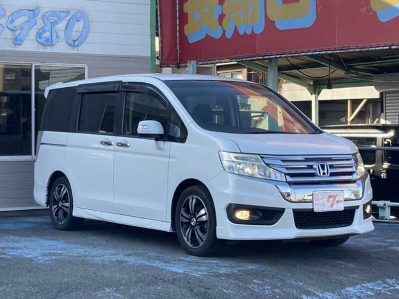 HONDA STEPWAGON SPADA
