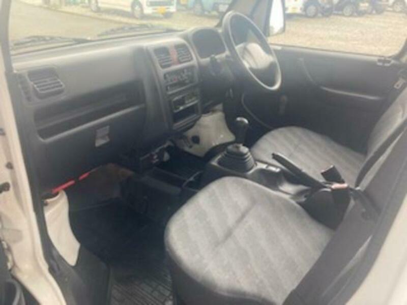 CARRY TRUCK