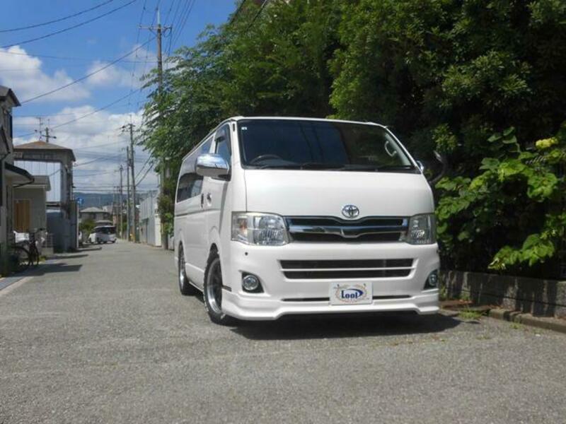 HIACE VAN
