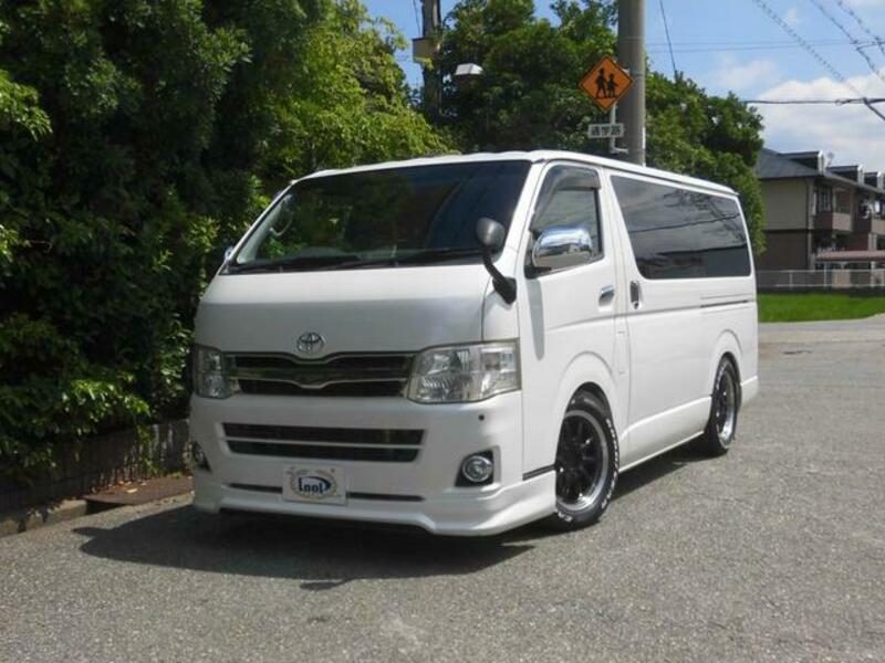 HIACE VAN