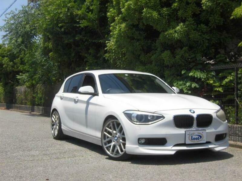 BMW 1 SERIES