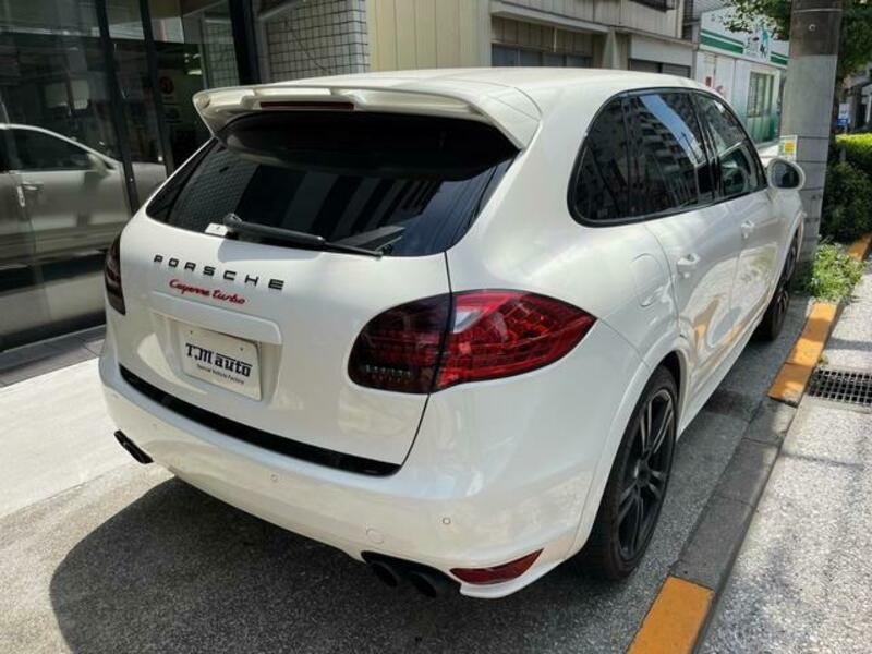 CAYENNE