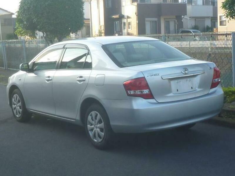 COROLLA AXIO