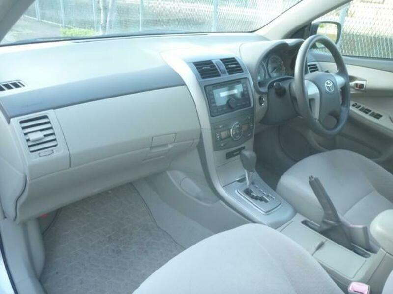 COROLLA AXIO