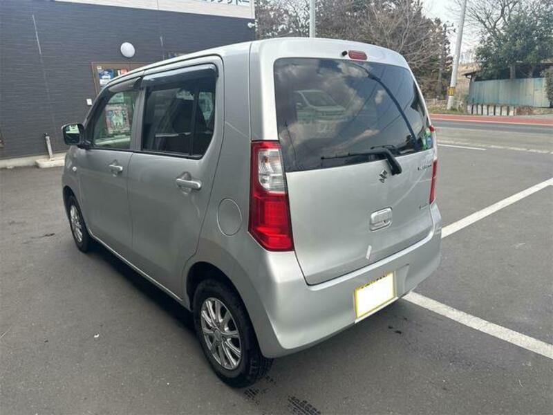 WAGON R