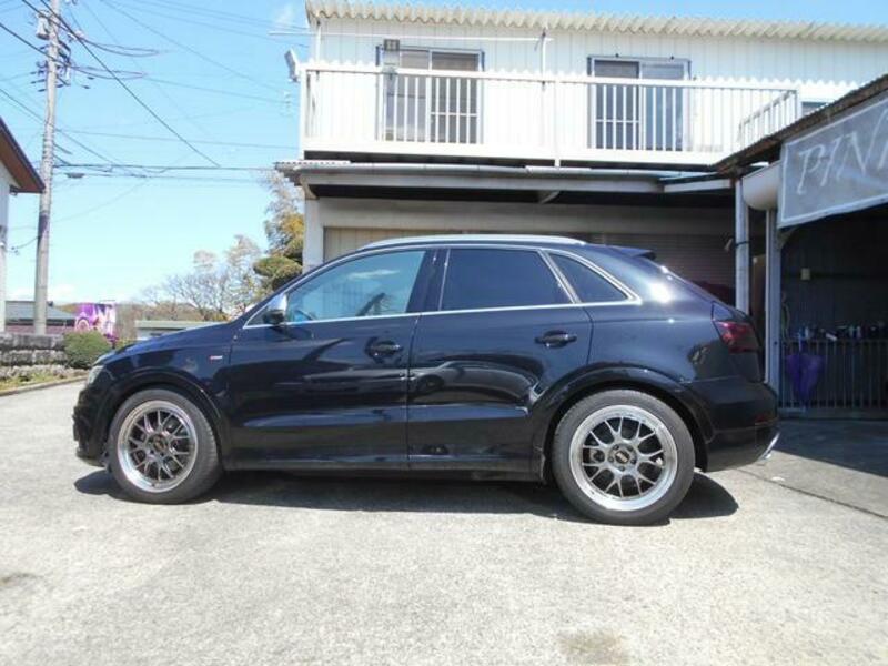 Q3
