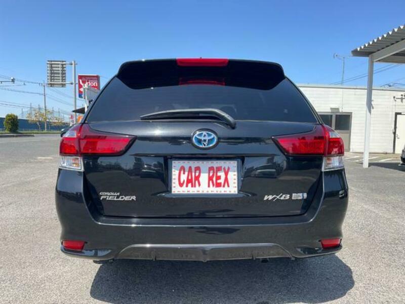 COROLLA FIELDER