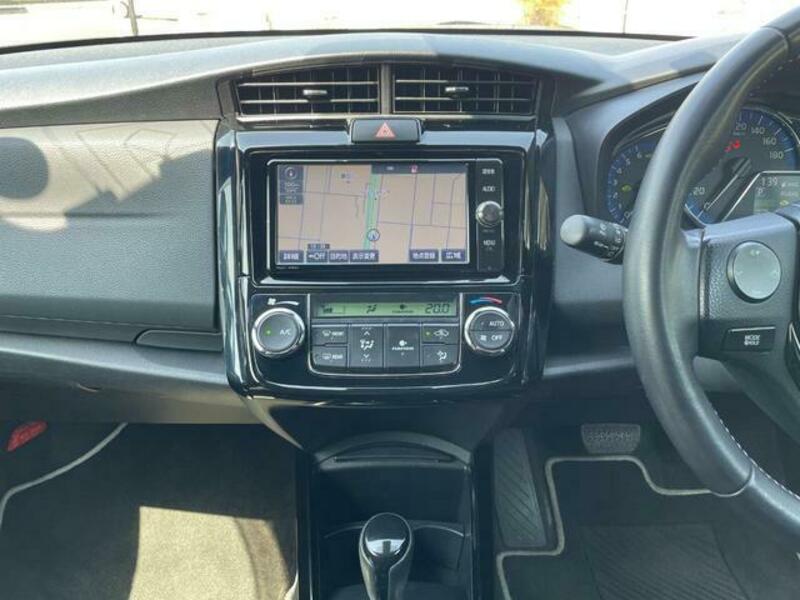 COROLLA FIELDER