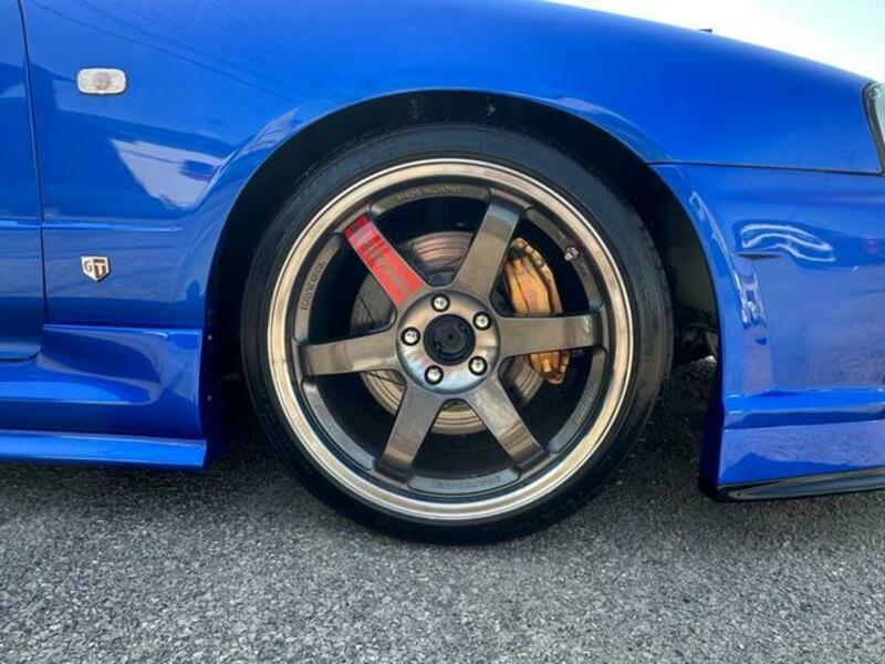 SKYLINE