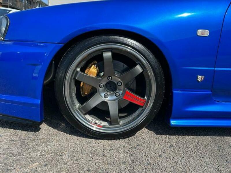 SKYLINE