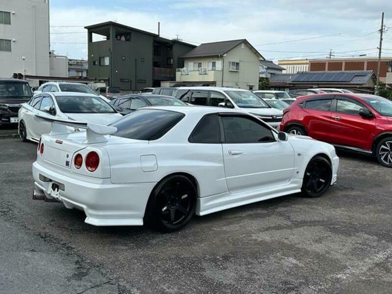 SKYLINE