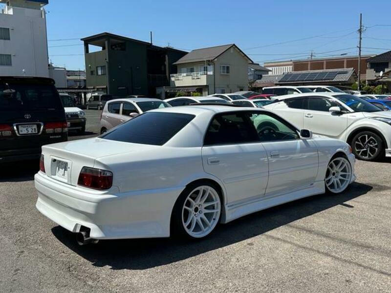 CHASER