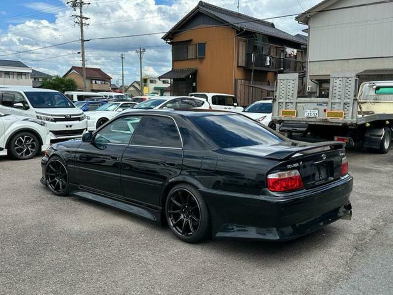 CHASER