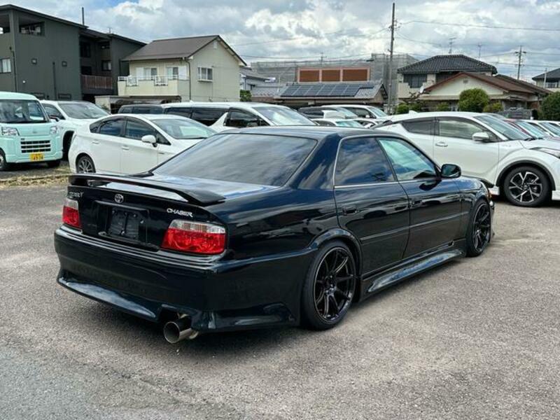CHASER