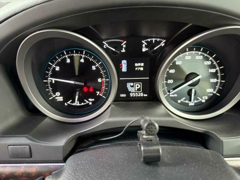 LAND CRUISER
