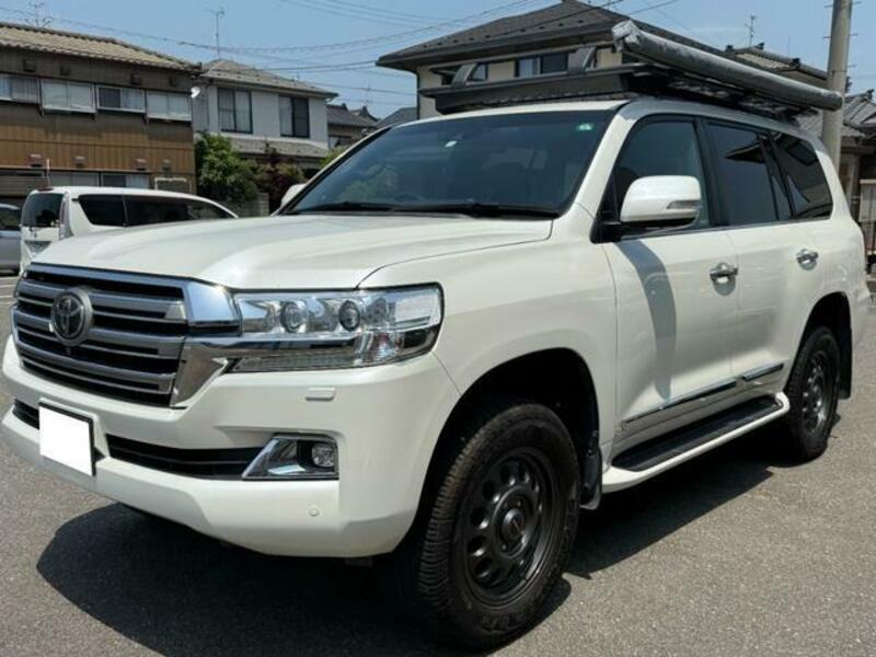 TOYOTA LAND CRUISER