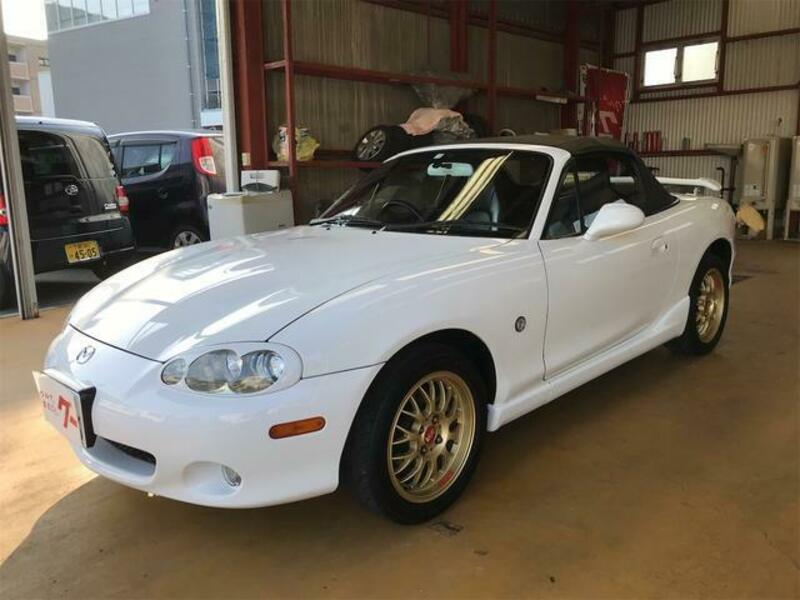 ROADSTER