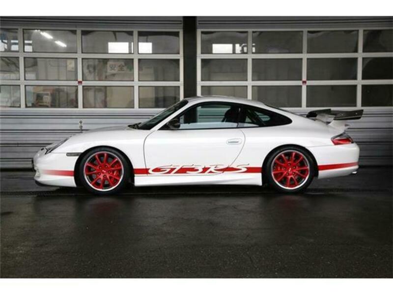 911