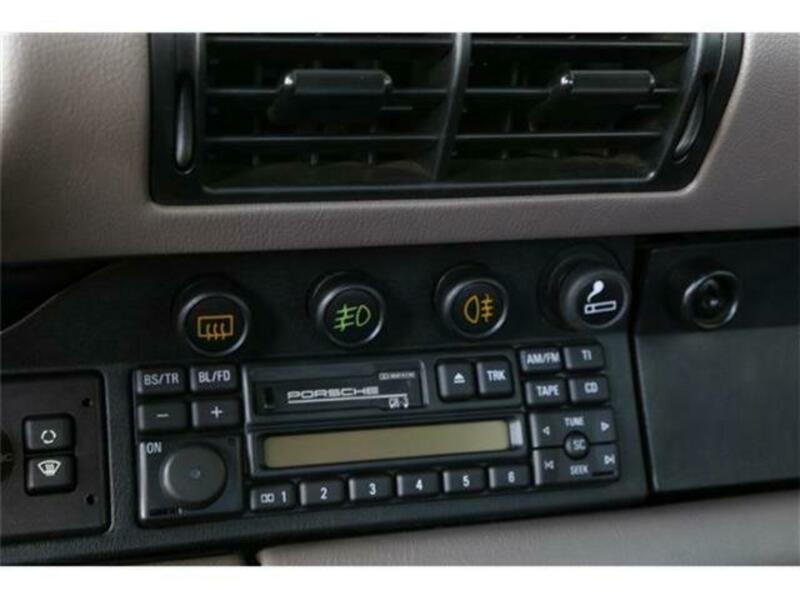 911