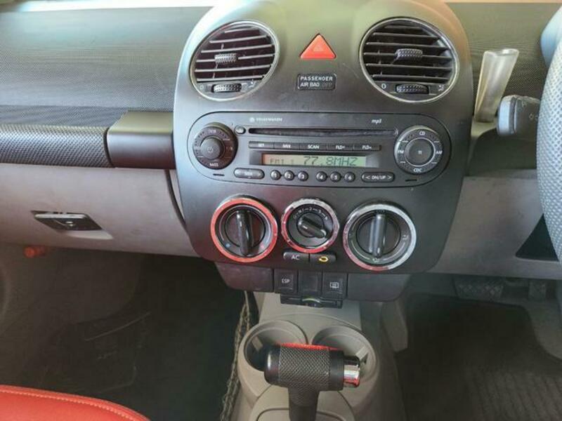NEW BEETLE