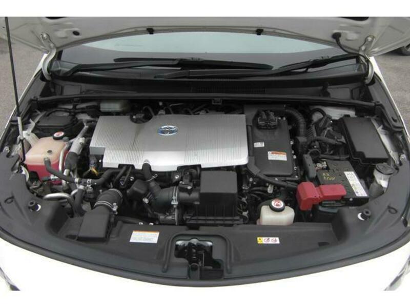 PRIUS PHV
