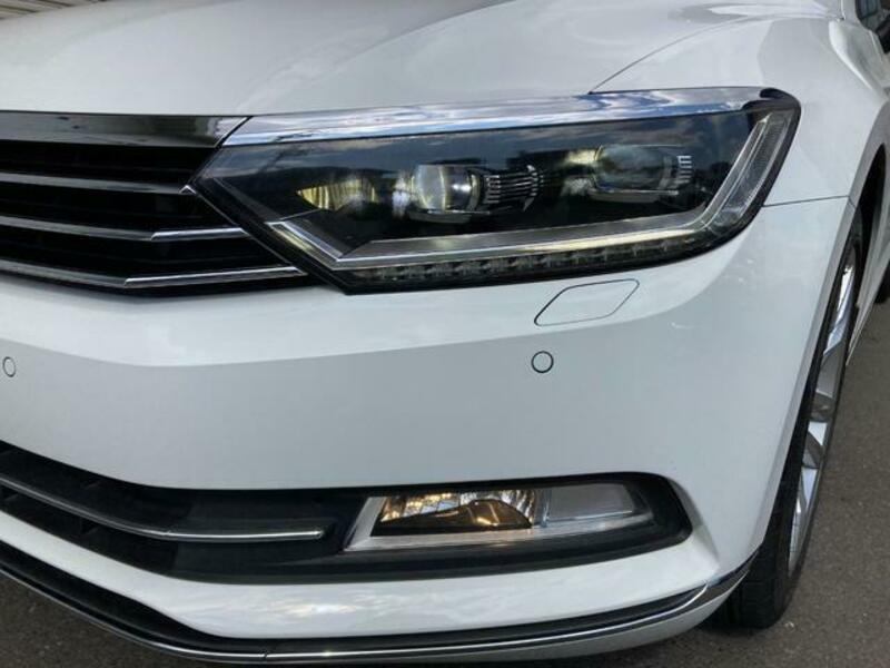 PASSAT VARIANT