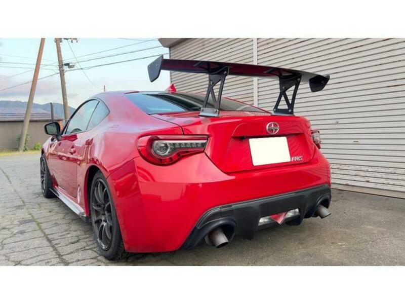 86