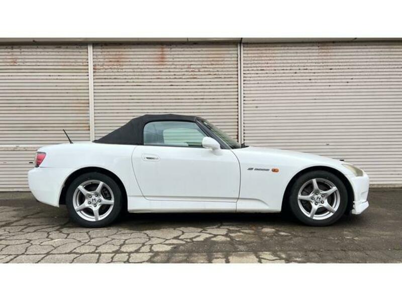 S2000