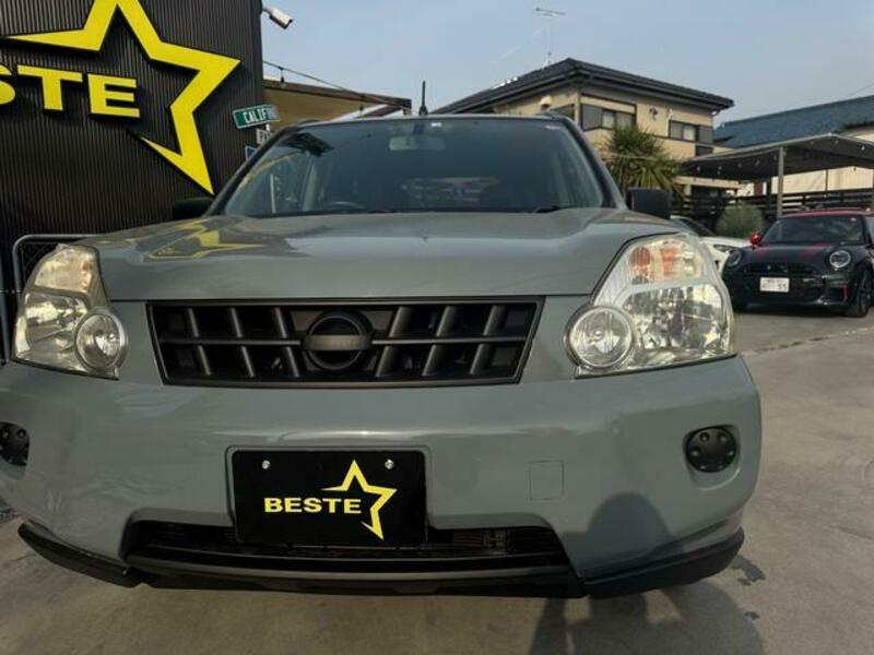 X-TRAIL