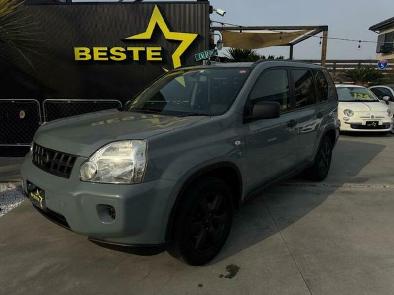 X-TRAIL