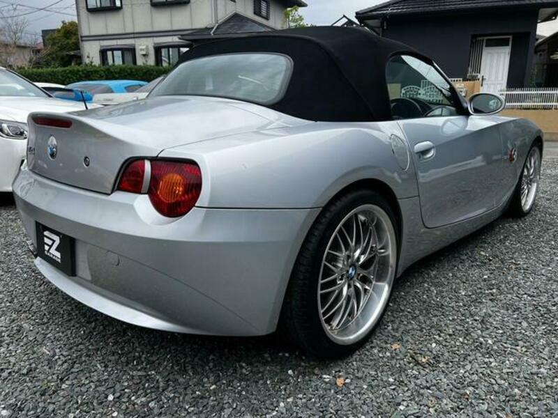 Z4