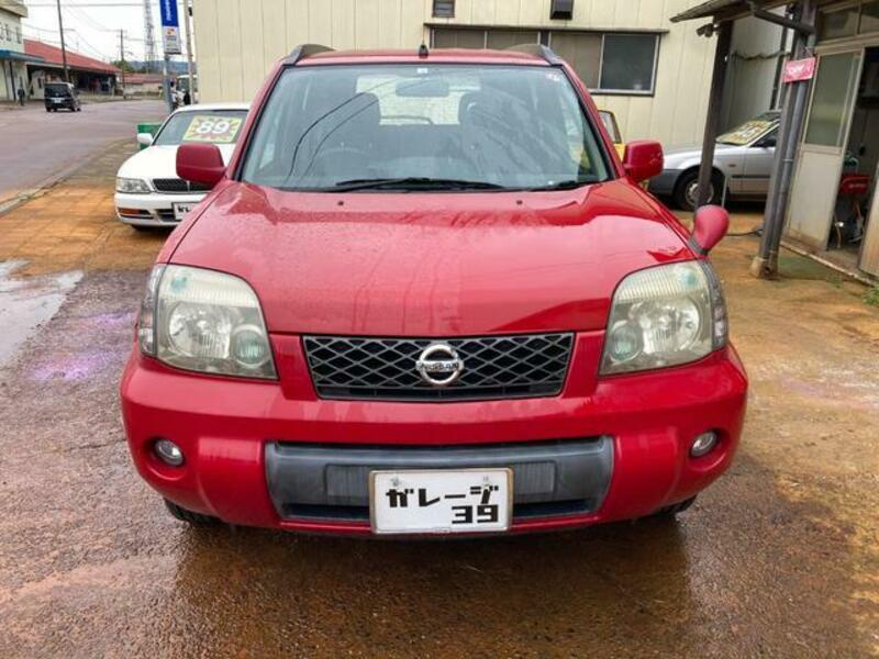 X-TRAIL