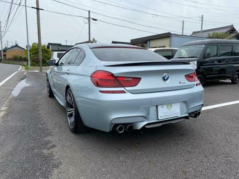 M6