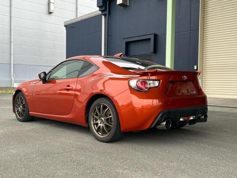86