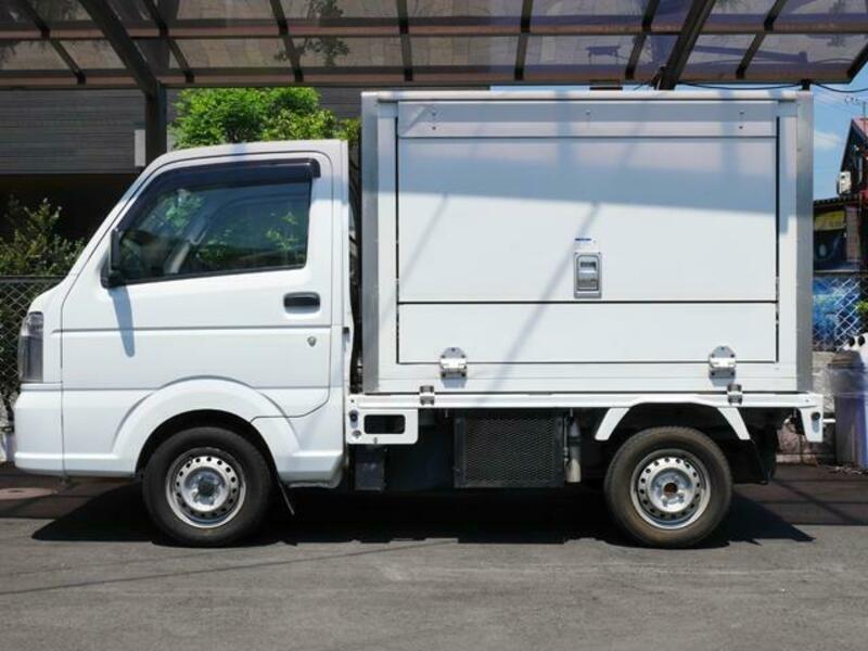 CARRY TRUCK