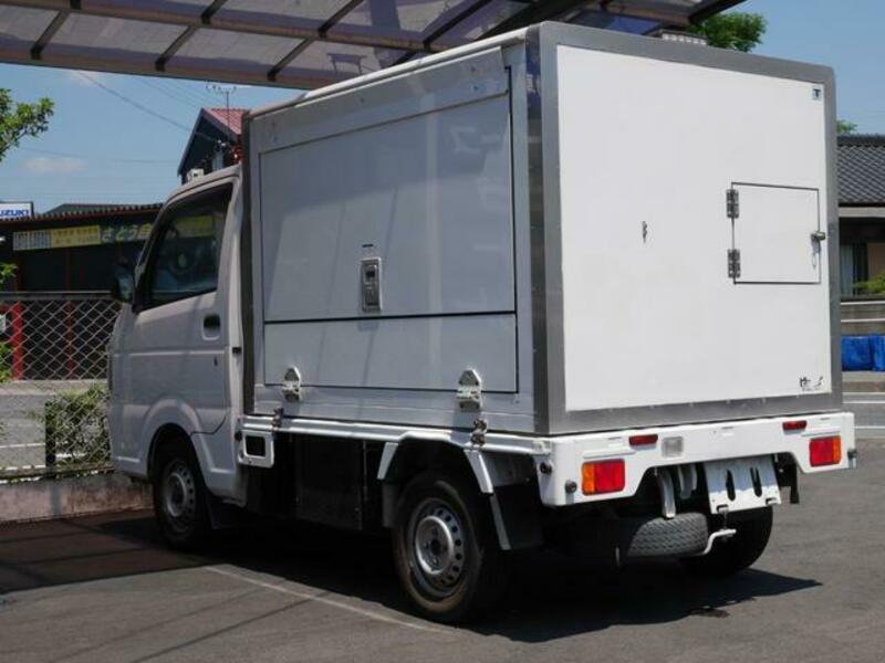 CARRY TRUCK