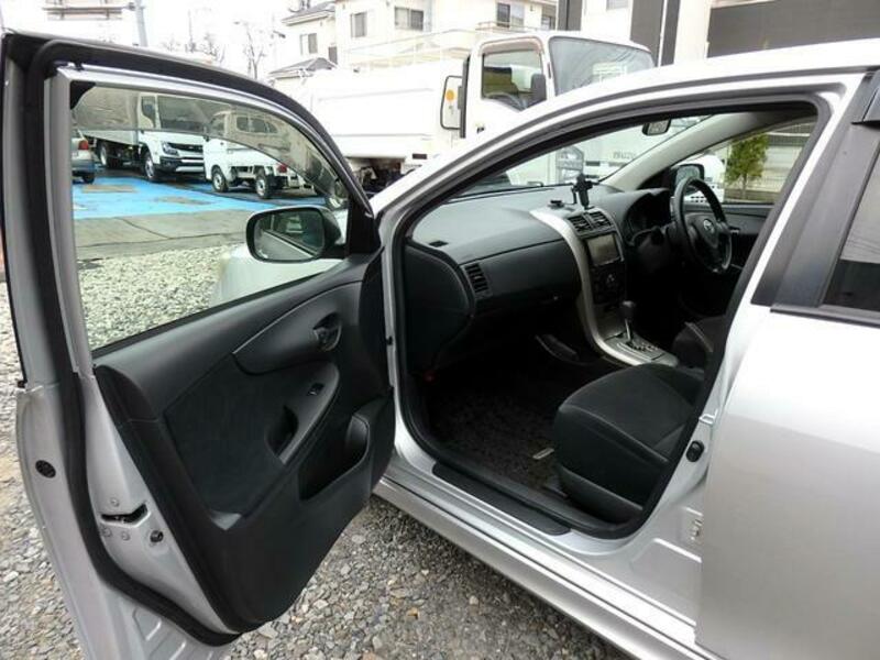 COROLLA FIELDER