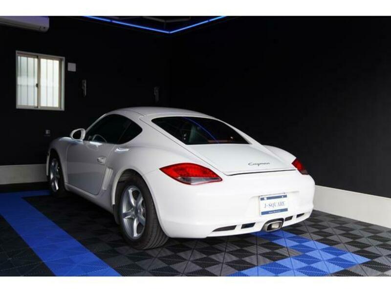 CAYMAN
