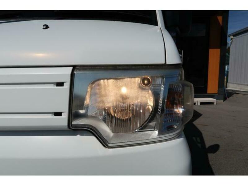 MINICAB TRUCK