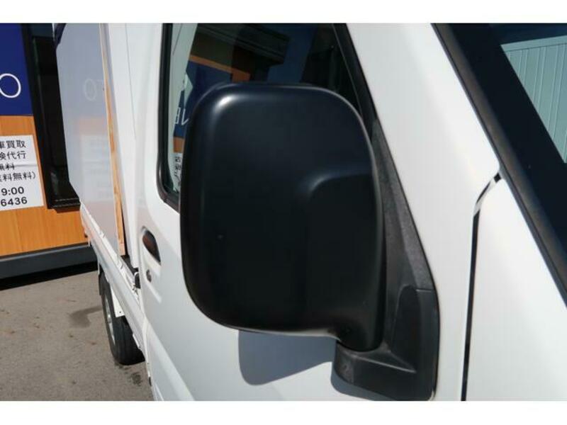 MINICAB TRUCK