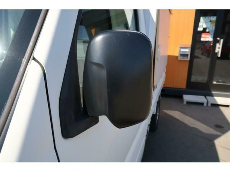 MINICAB TRUCK